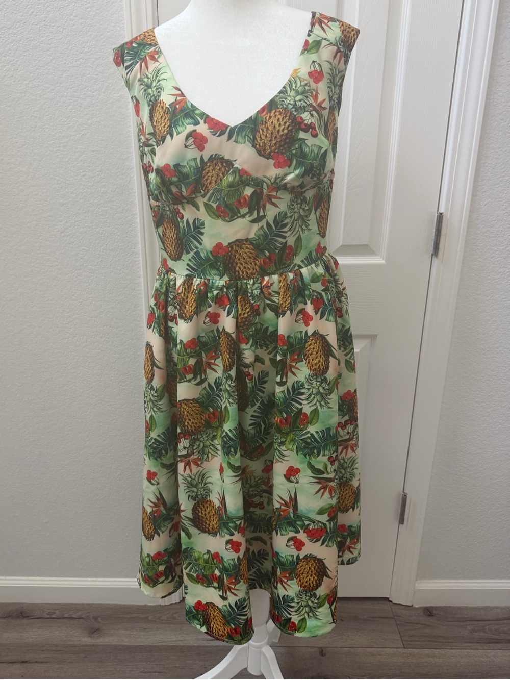 NWT Voodoo Vixen Tropical Pineapple Cherry Swing Dress - Size M - Picture 2 of 8